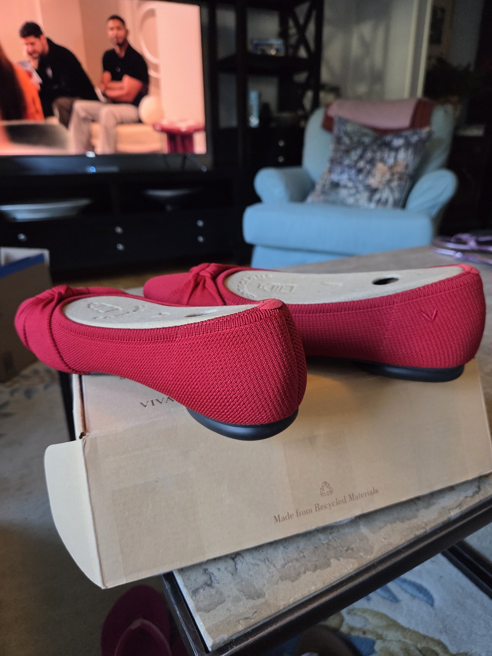 Knit Bow Pointed Ballet Flats in Red - Womens - Picture 4 of 6